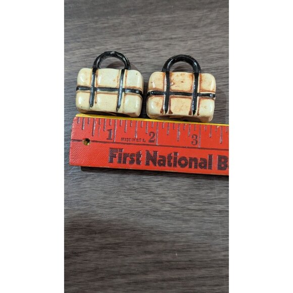 Vintage Ceramic Luggage-Themed Salt & Pepper Shakers 2.5" Pair Quirky Retro Mini - Picture 7 of 7